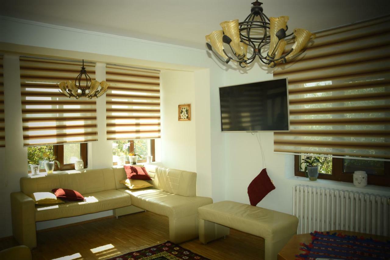 Casa Smeilor Horezu Luaran gambar