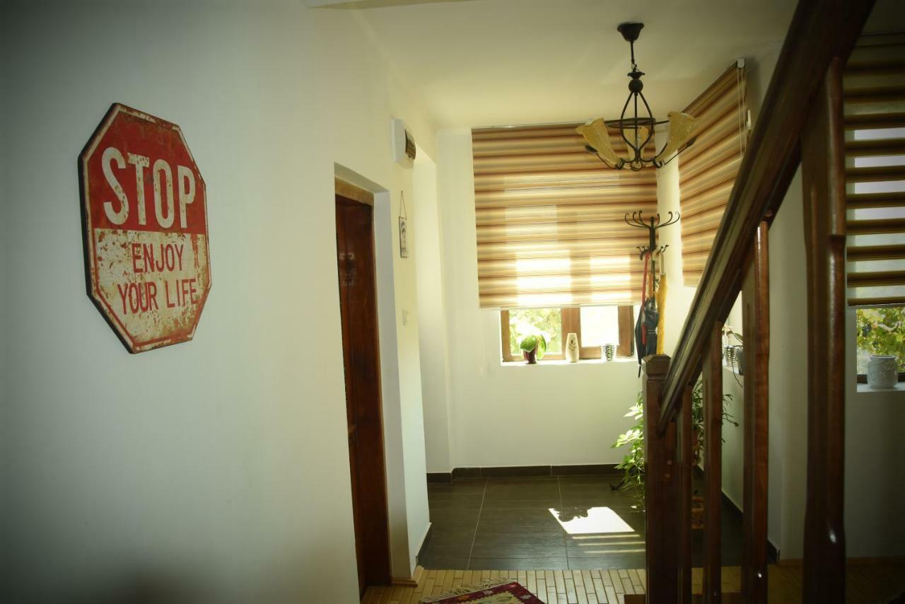 Casa Smeilor Horezu Luaran gambar