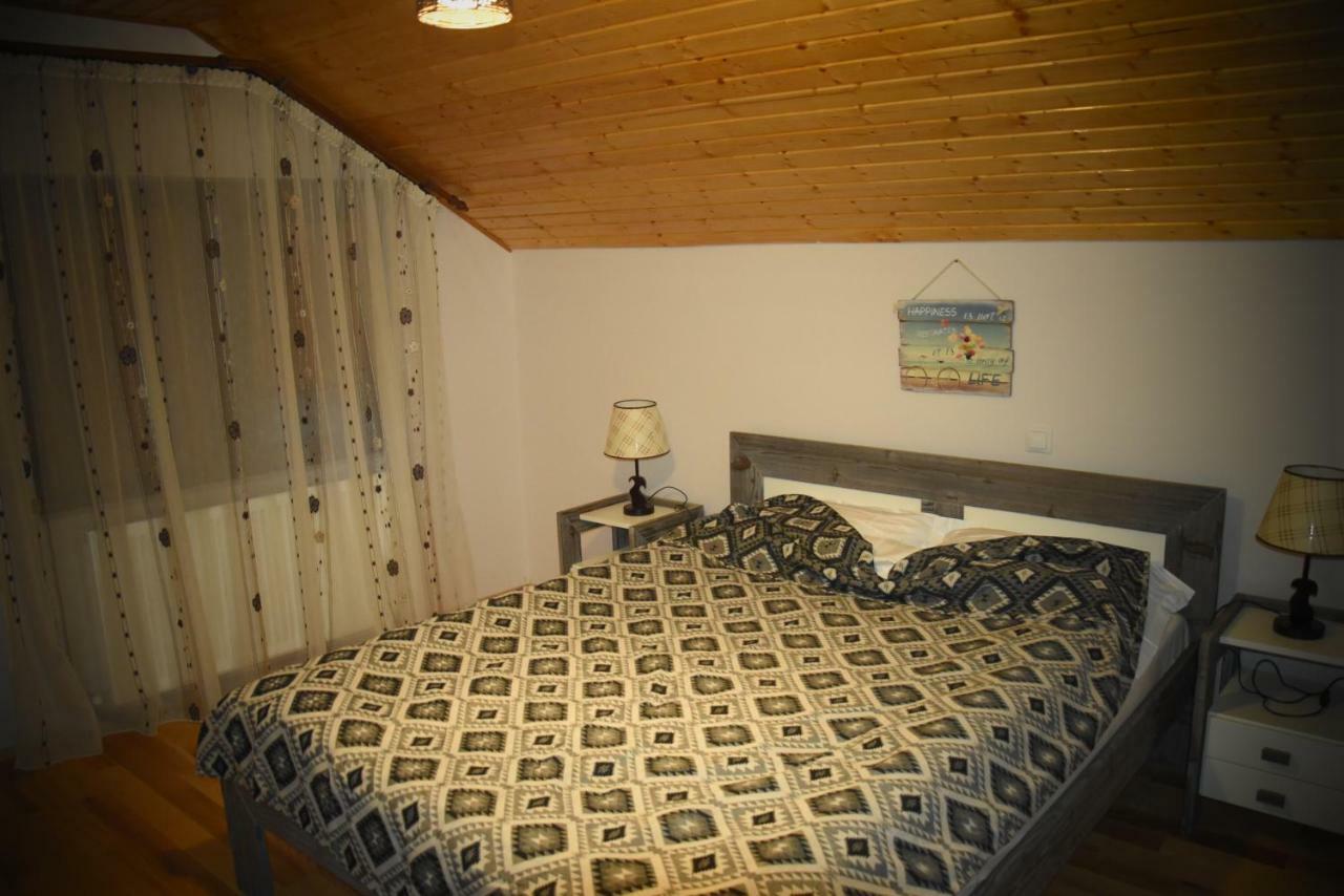 Casa Smeilor Horezu Luaran gambar